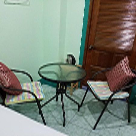 Rung Tawan Hostel Παραλία Κάτα Εξωτερικό φωτογραφία