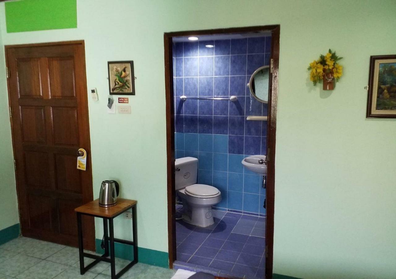 Rung Tawan Hostel Παραλία Κάτα Εξωτερικό φωτογραφία