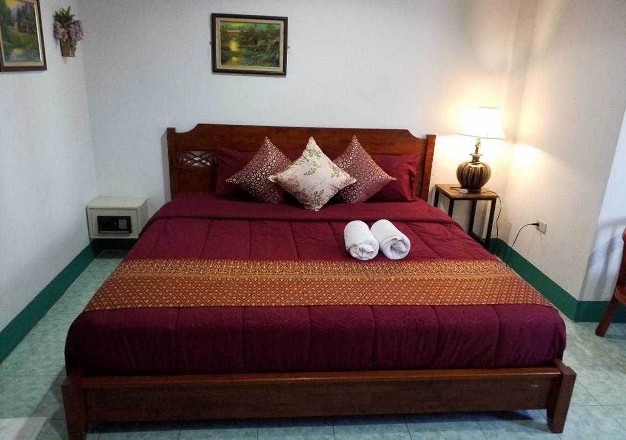 Rung Tawan Hostel Παραλία Κάτα Εξωτερικό φωτογραφία